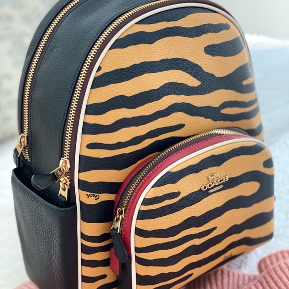 🆕 COACH | Backpack Tiger Print & Tiger Wristlet Bundle - Picture 5 of 16